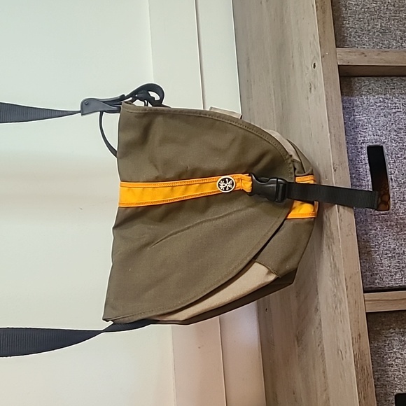 Crumpler Cycle Bag-Made in Australia-Messenger Bag The Son-O - Picture 1 of 14